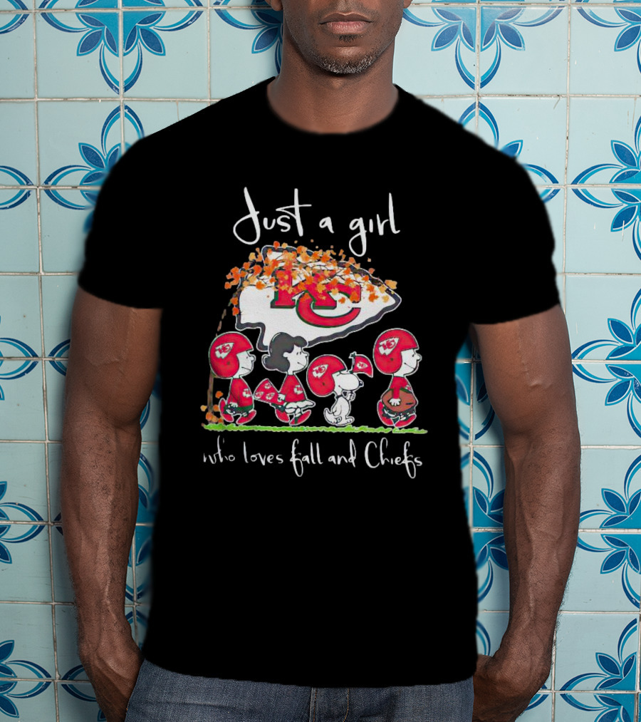 Just A Girl Who Loves Fall And Chiefs Peanuts Characters T-Shirt