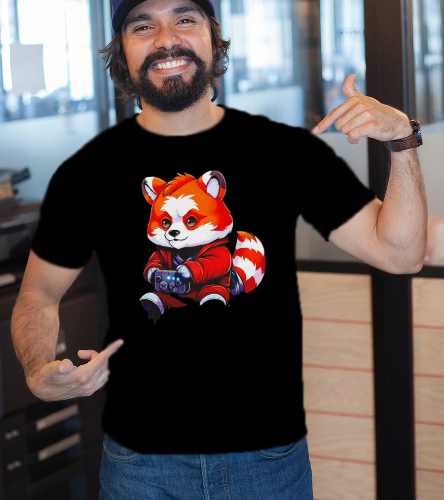 Gaming Red Panda Playing Video Games T-Shirt