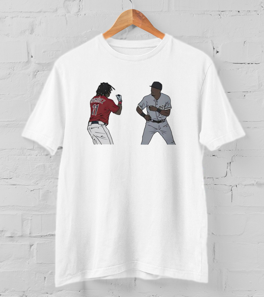 Jose Ramirez Versus Tim Anderson Baseball Confrontation Vintage Look T-Shirt