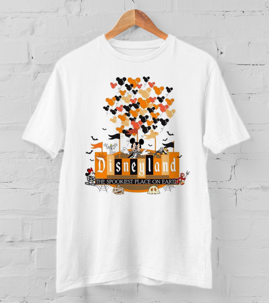 Disneyland Halloween Mickey Mouse The Spookiest Place On Earth Orange Bats And Pumpkins T-Shirt