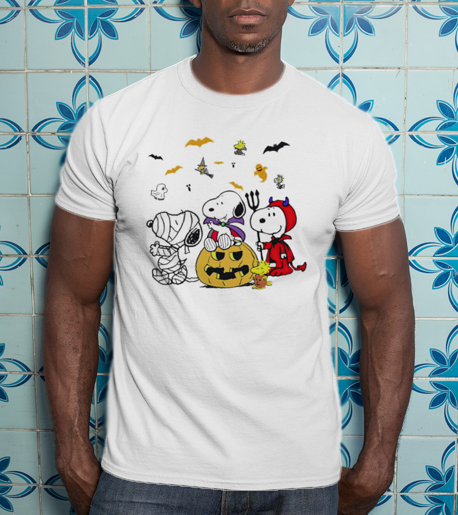 Halloween Snoopy Trick Or Treat With Pumpkin And Ghosts T-Shirt