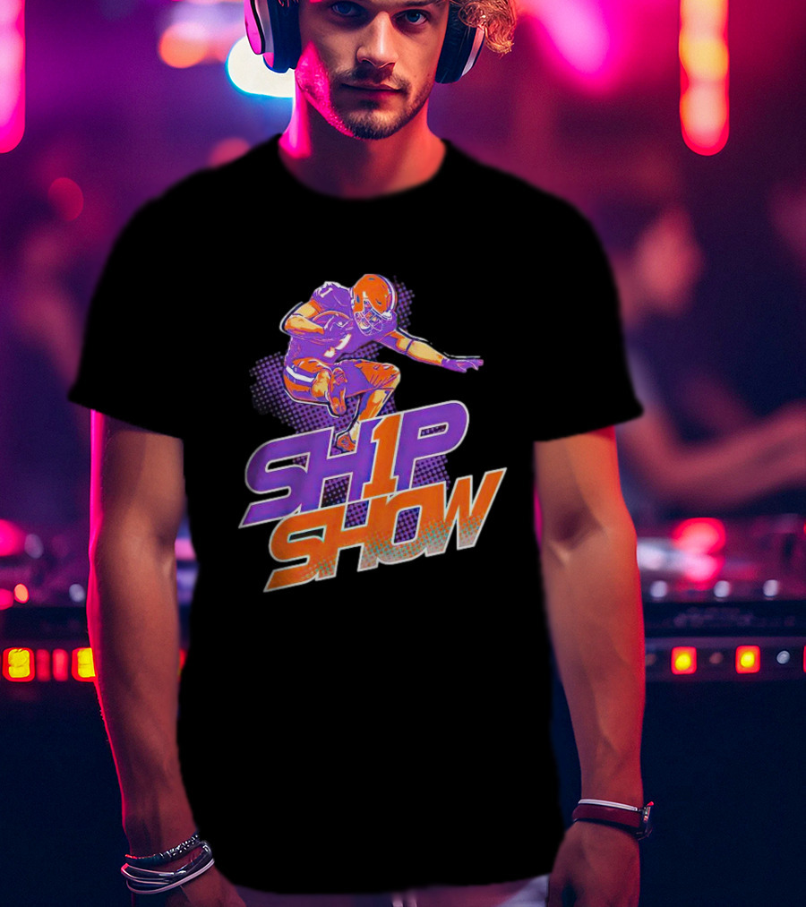 Clemson Tigers Ship Show Football Player In Orange And Purple T-Shirt