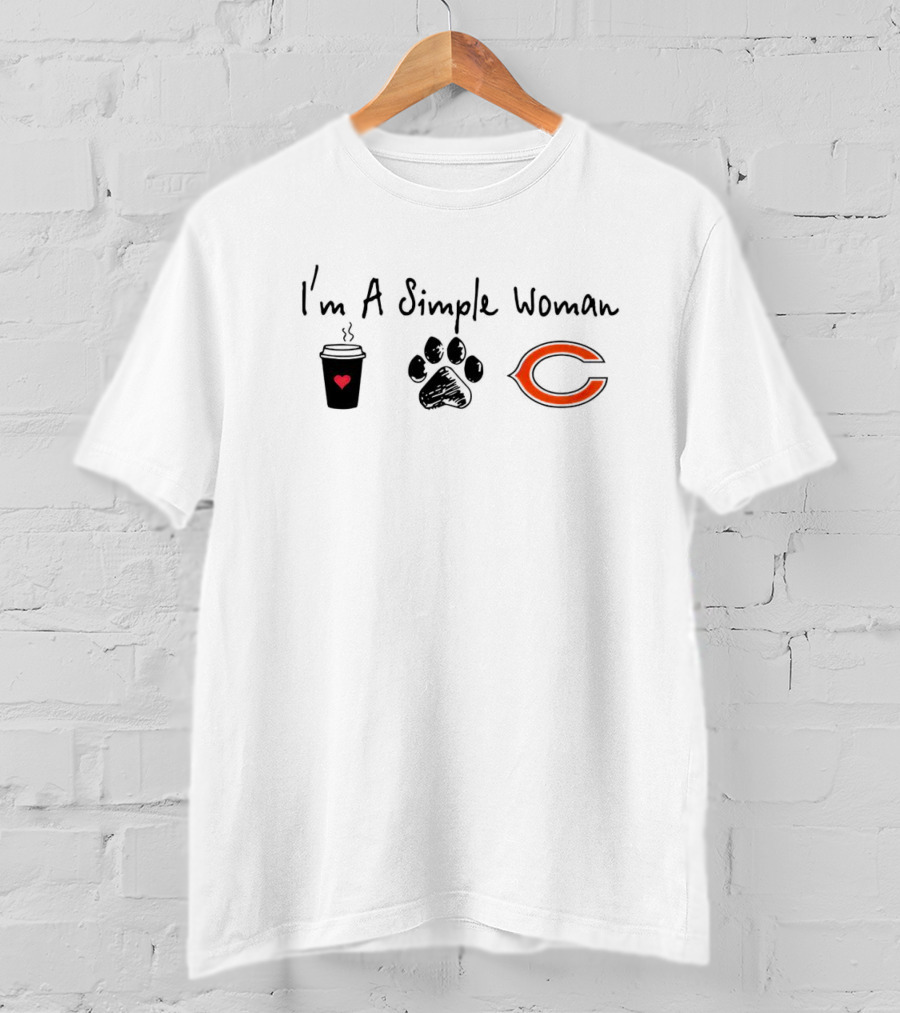 I’m A Simple Woman I Like Coffee Paw And Chicago Bears T-Shirt