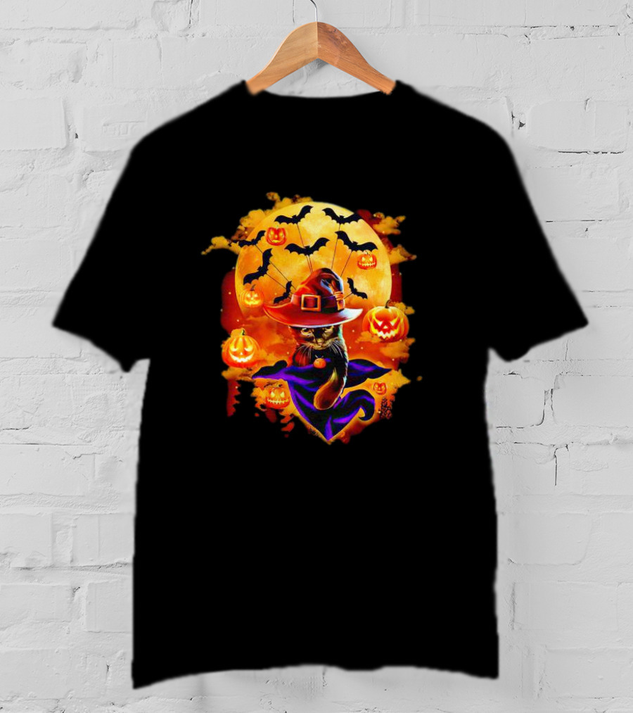 Cat Witch With Pumpkin Lanterns And Bats Halloween Moon T-Shirt