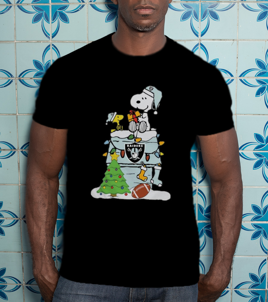 Raiders Snoopy Christmas With Doghouse Lights And Football T-Shirt
