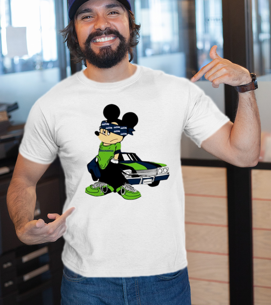 Seattle Seahawks Mickey Mouse Gangster Car Football Fan T-Shirt