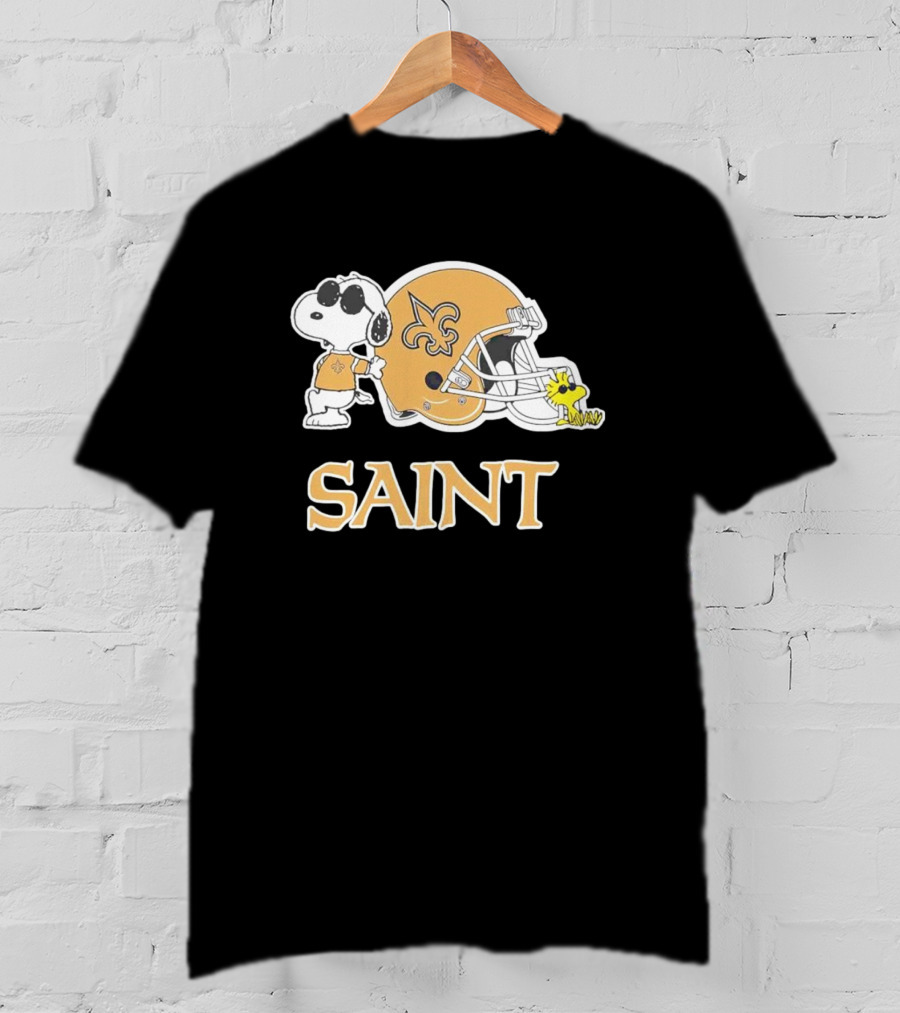Snoopy Woodstock New Orleans Saints Helmet NFL Saint T-Shirt