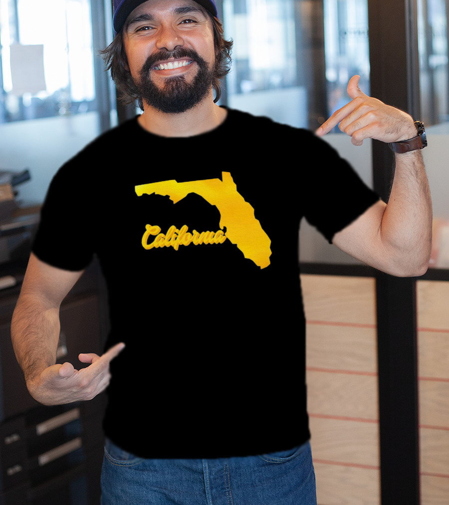California Florida Map Playful Twist T-Shirt