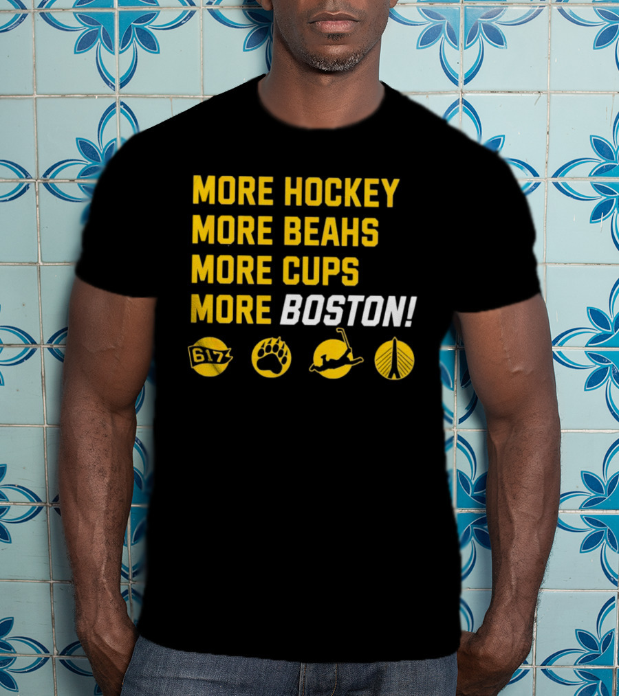 More Hockey More Beahs More Cups More Boston 617 Bear Claw Skater Bridge T-Shirt