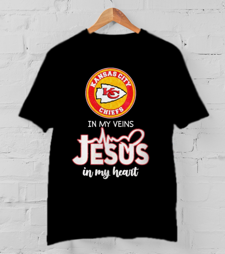 Kansas City Chiefs In My Veins Jesus In My Heart Football Faithful T-Shirt