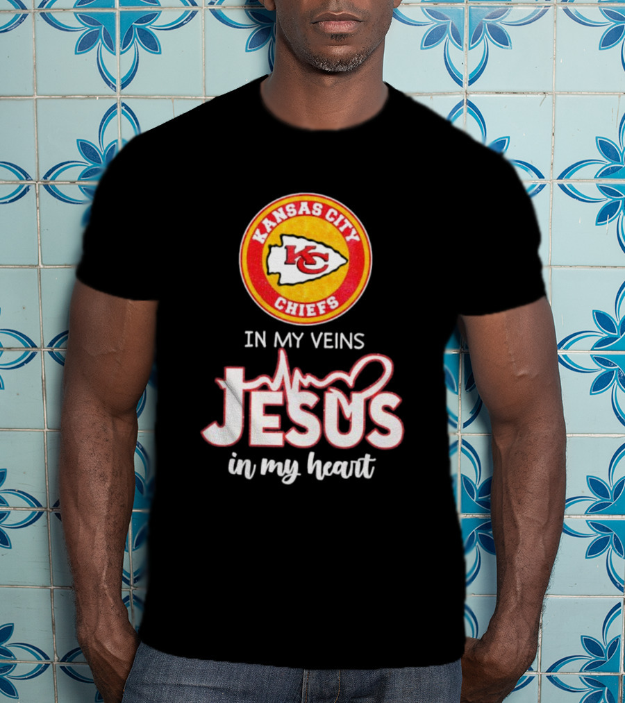 Kansas City Chiefs In My Veins Jesus In My Heart Football Faithful T-Shirt
