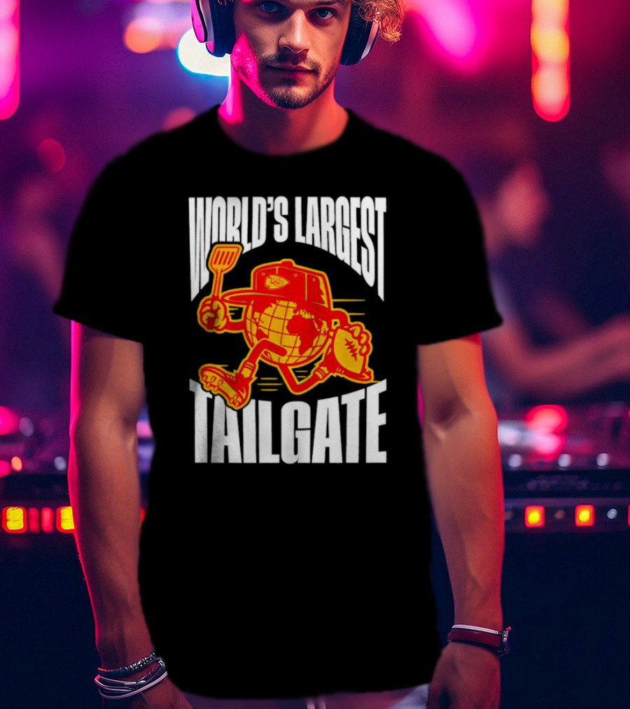 Kansas City Chiefs World's Largest Tailgate Football Grilling T-Shirt