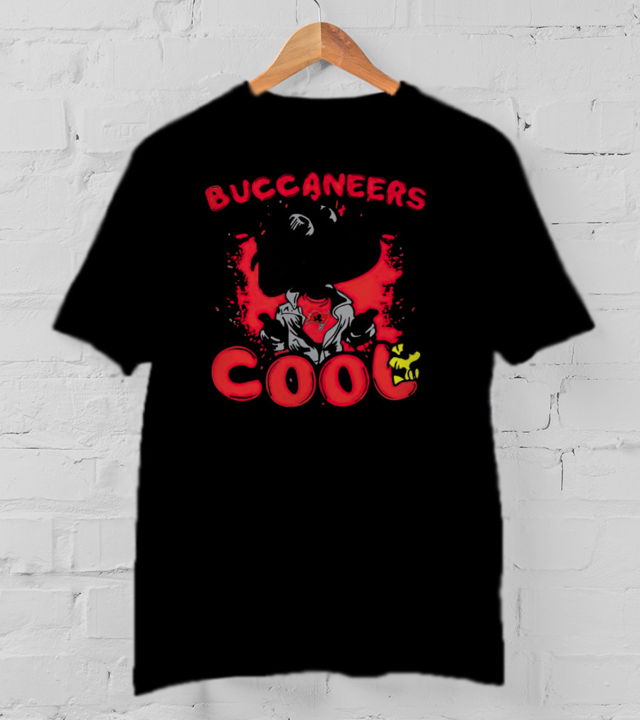 Buccaneers Snoopy And Woodstock Cool T-Shirt