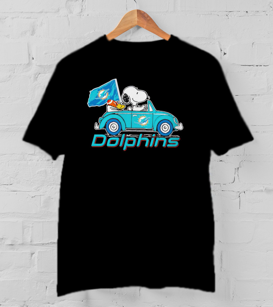 Snoopy And Woodstock Driving Car Miami Dolphins Flag T-Shirt
