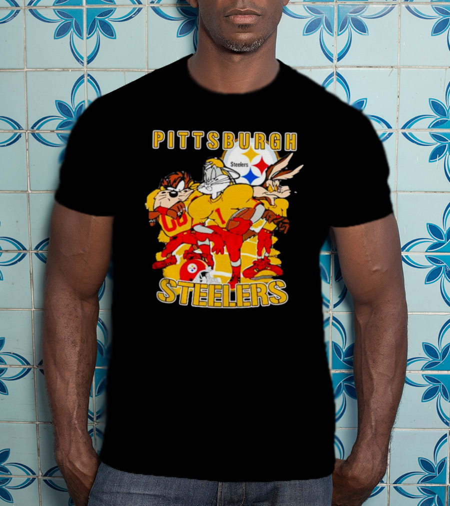 Pittsburgh Steelers Looney Tunes Bugs Taz Daffy Football Team T-Shirt