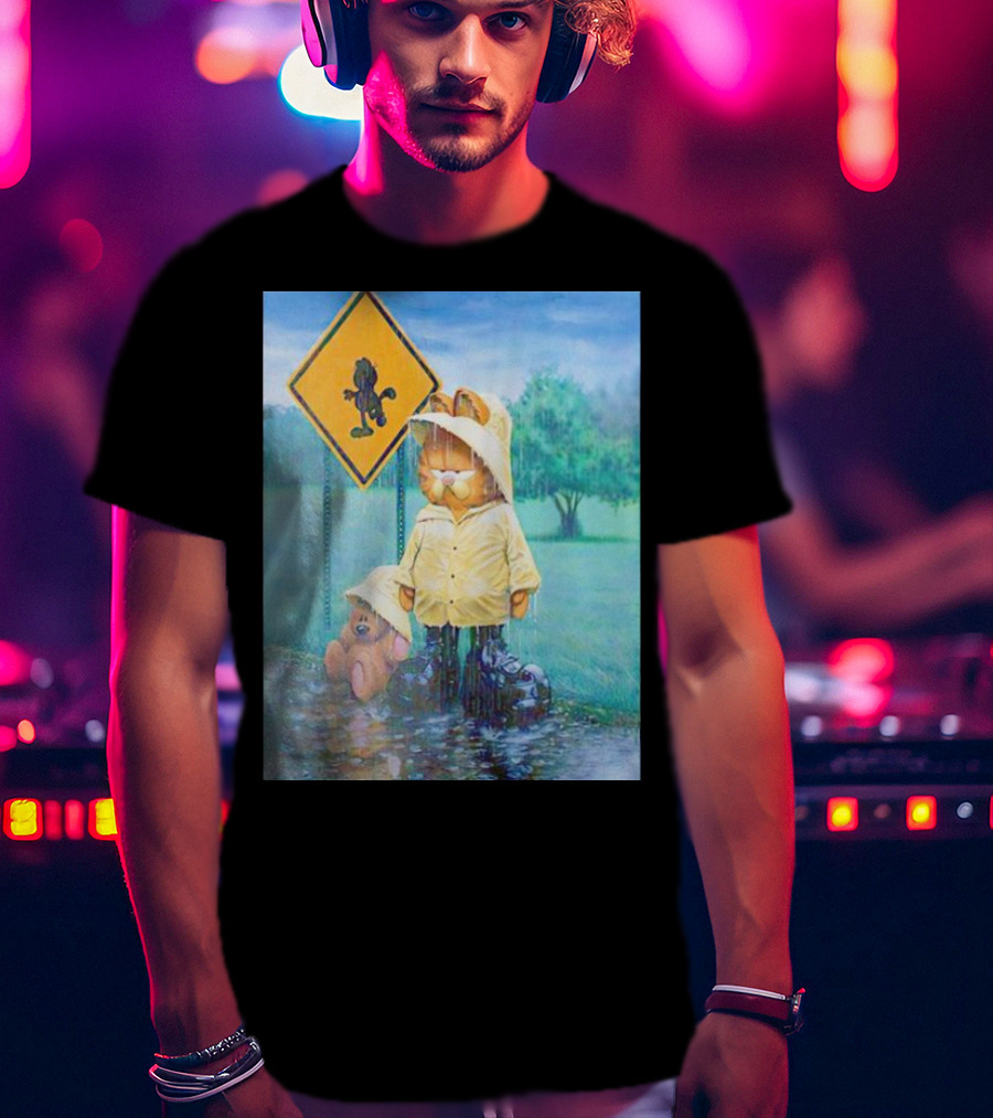 Garfield Rainy Day Yellow Jacket Relaxation T-Shirt