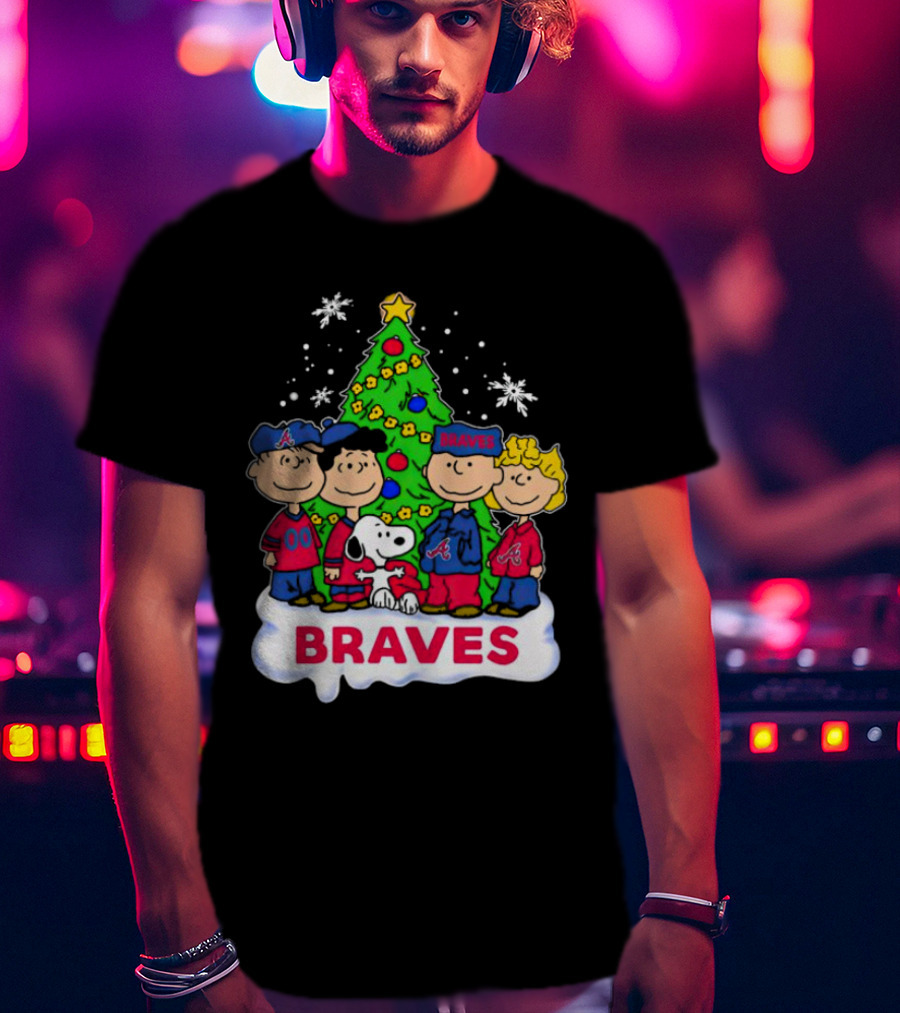 Peanuts Characters Atlanta Braves Christmas Tree Snowflakes T-Shirt