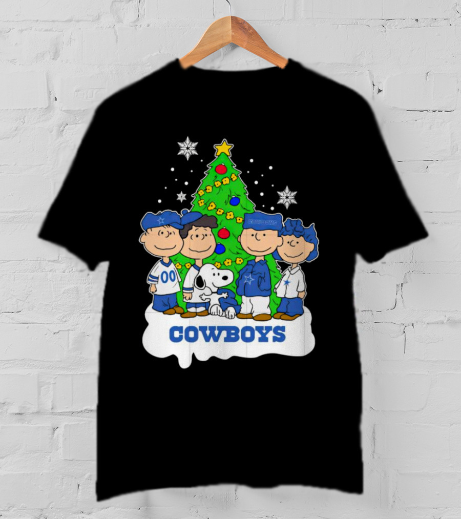 Peanuts Characters Dallas Cowboys Christmas Tree Cowboys T-Shirt