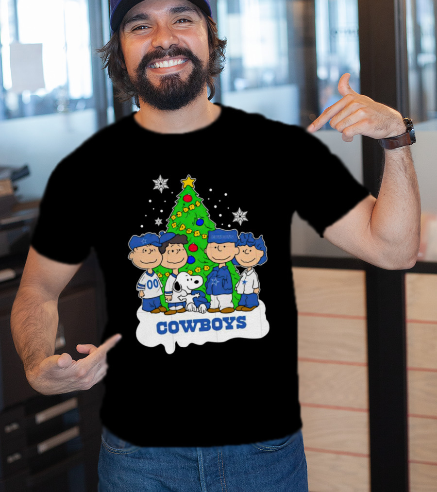Peanuts Characters Dallas Cowboys Christmas Tree Cowboys T-Shirt