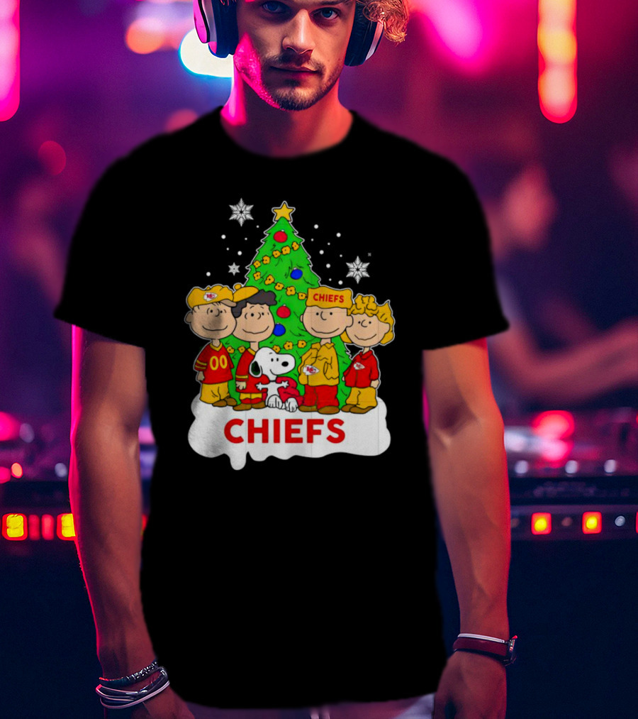 Peanuts Characters Chiefs Christmas Tree T-Shirt