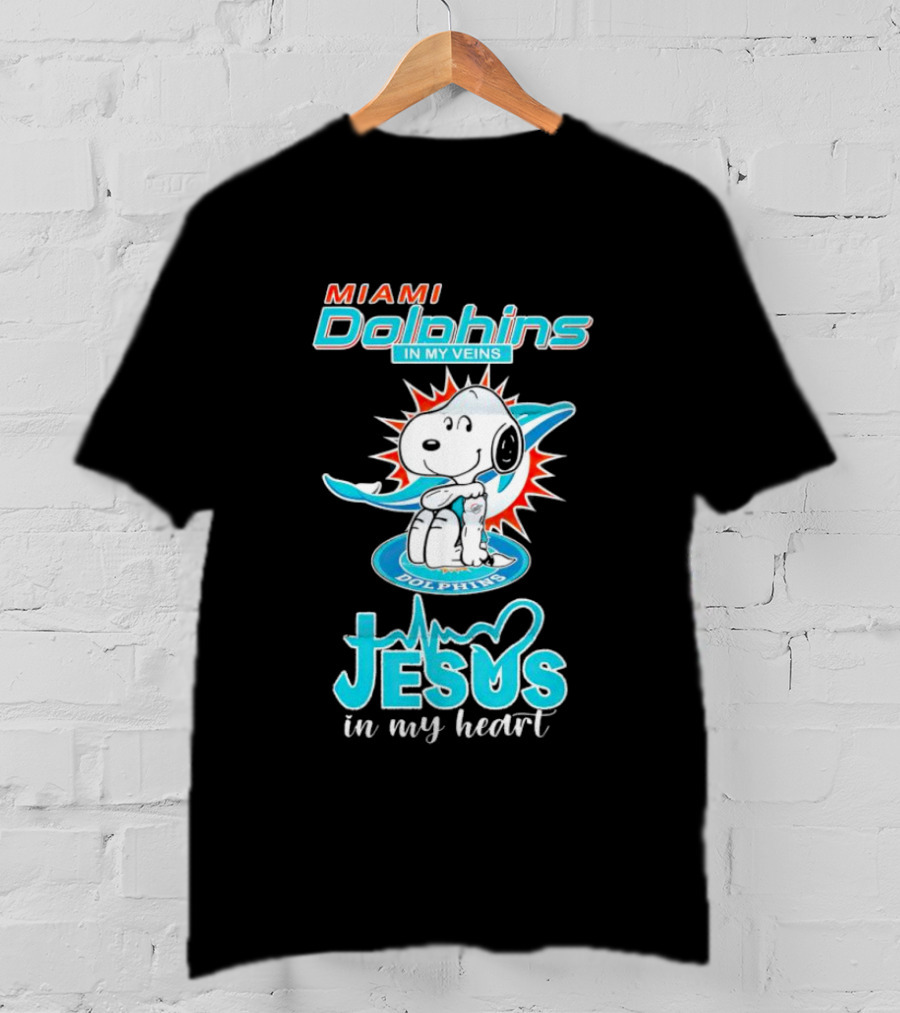 Snoopy Miami Dolphins In My Veins Jesus In My Heart T-Shirt