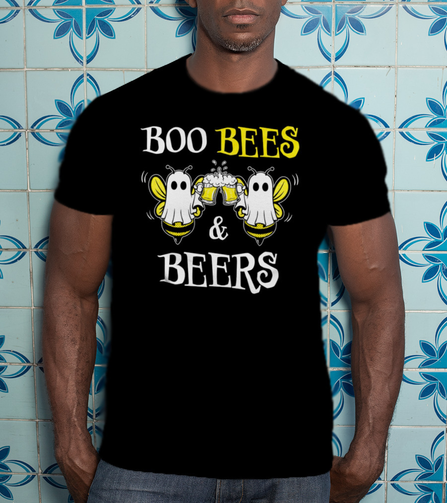 BOO BEES And BEERS Ghost Bees Toasting With Beer Mugs T-Shirt