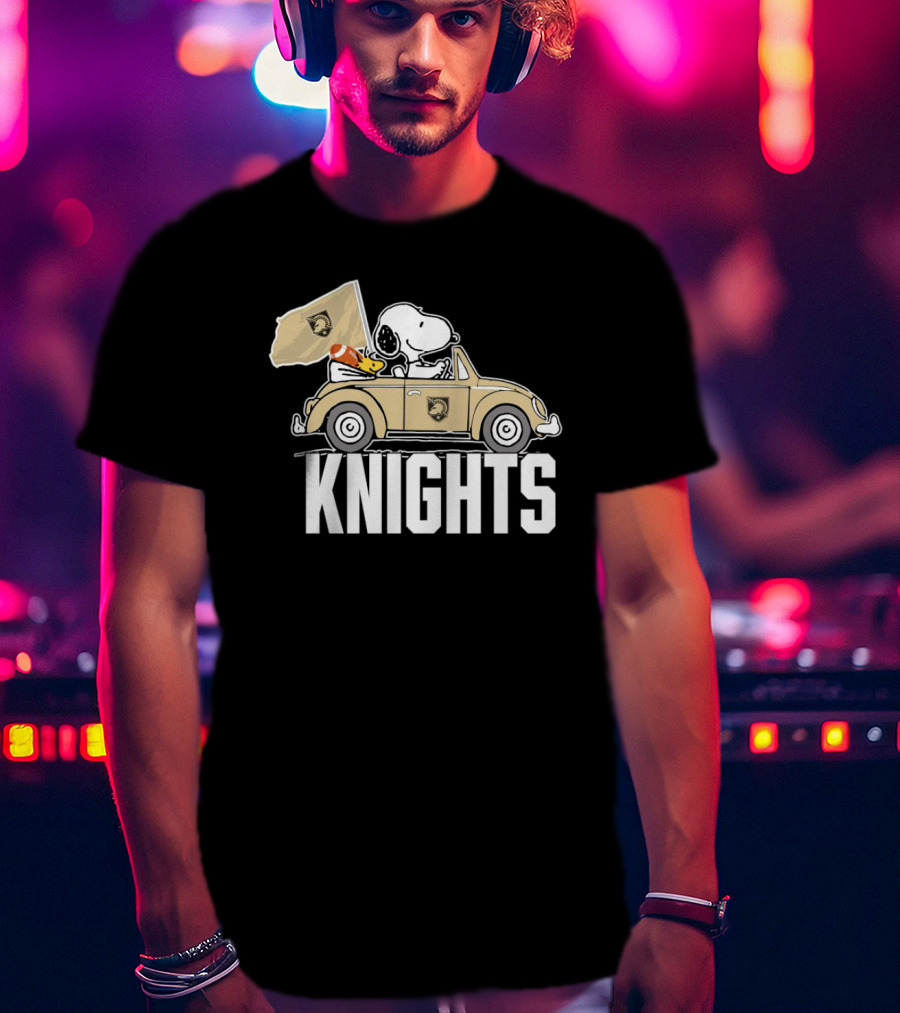 Snoopy And Woodstock Driving Car Army Black Knights Flag T-Shirt