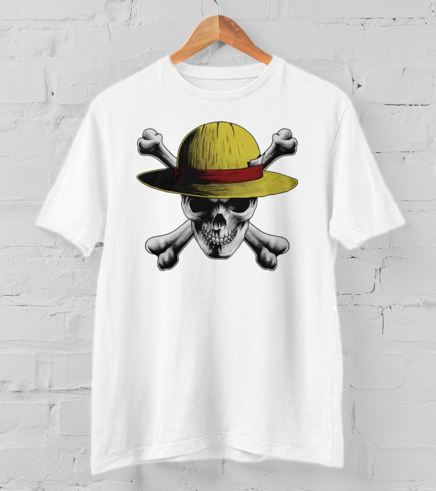 Straw Hat Jolly Roger Pirate Skull And Crossbones T-Shirt