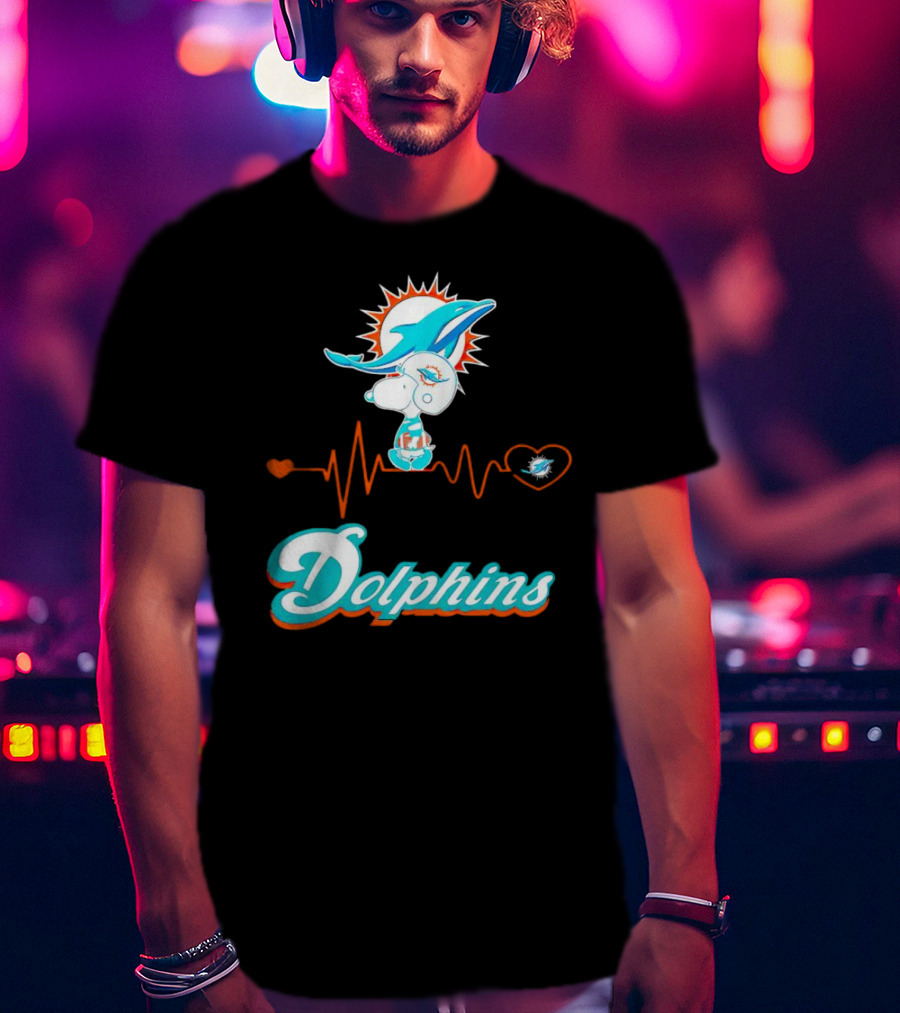 Snoopy Dolphins Heartbeat Miami Dolphins T-Shirt