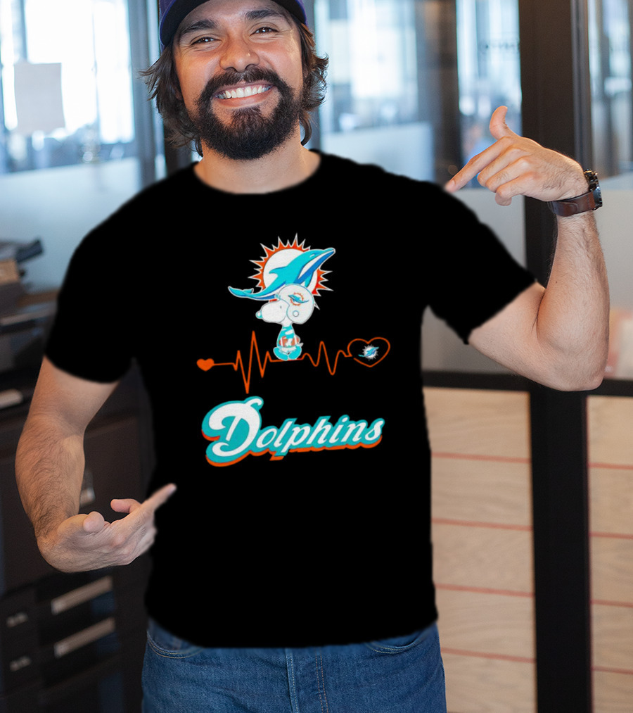 Snoopy Dolphins Heartbeat Miami Dolphins T-Shirt