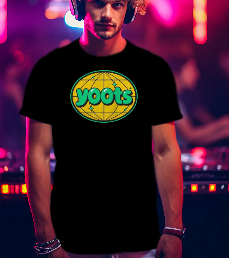 Yoots Earth Vintage Global Icon Retro 90s T-Shirt