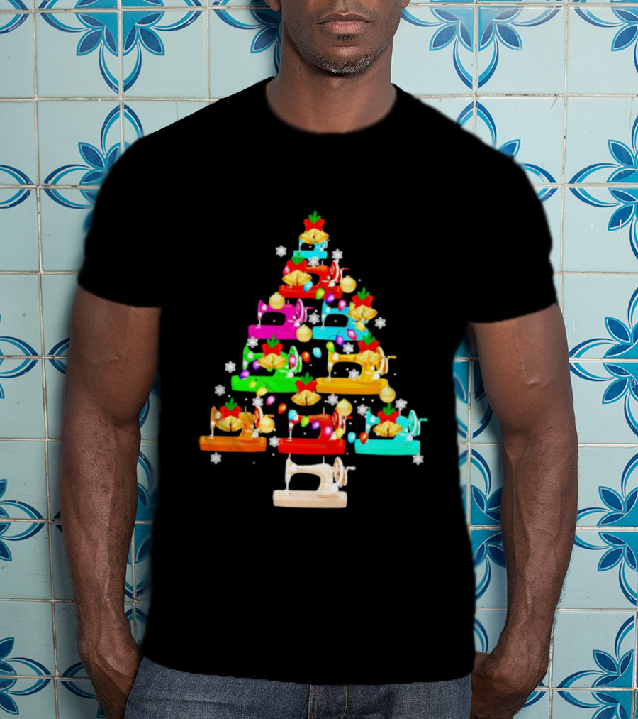 Quilt Sewing Lover Christmas Tree Sewing Machine Festive T-Shirt