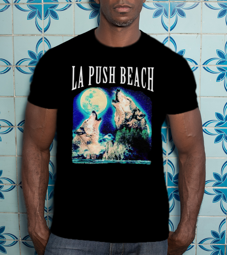 La Push Beach Wolves Howling At Full Moon T-Shirt