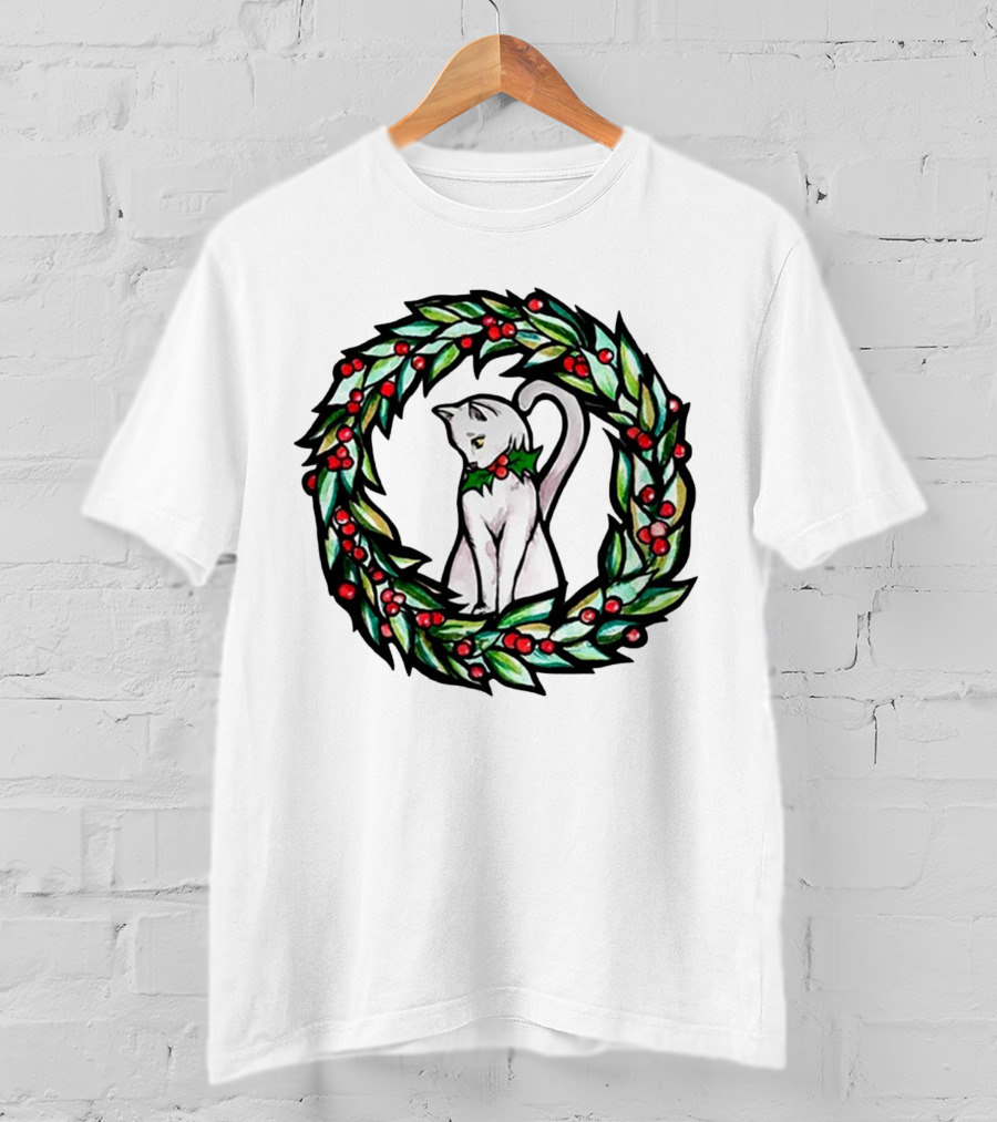 White Cat In Christmas Wreath With Holly And Berries T-Shirt