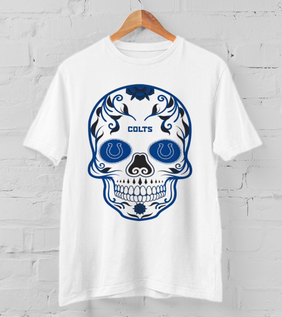 Colts Blue Decorative Skull With Horseshoe Motif T-Shirt