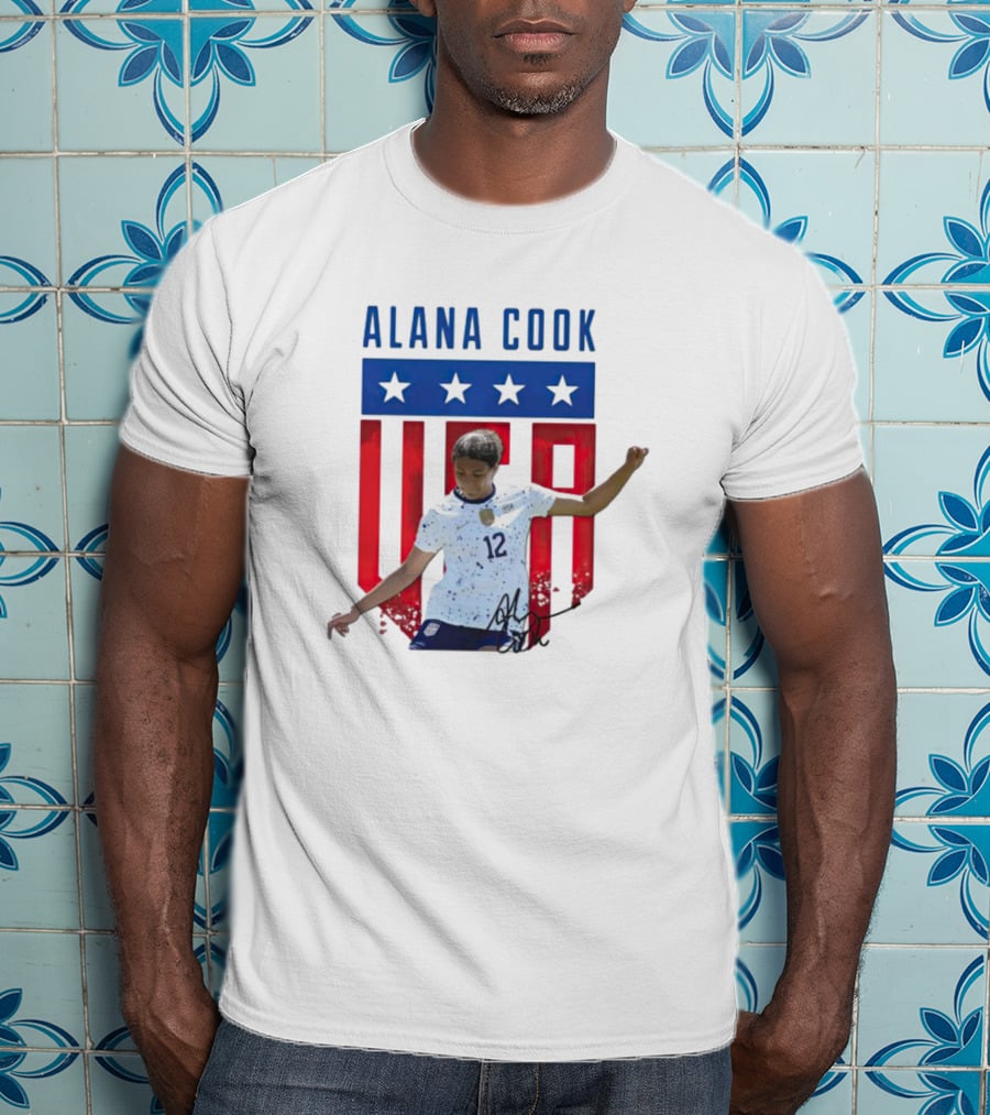 Alana Cook US Soccer Star #12 USA Shield And Signature T-Shirt