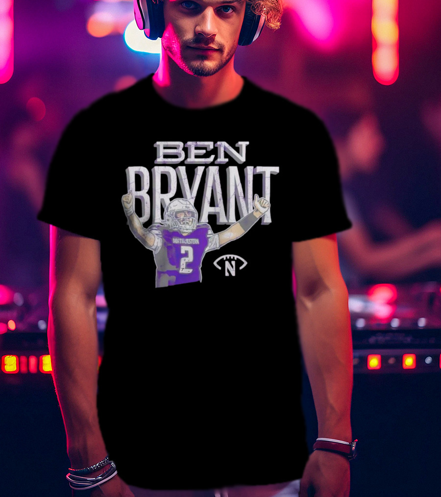Ben Bryant Northwestern Football Player Number 2 Victory Pose T-Shirt