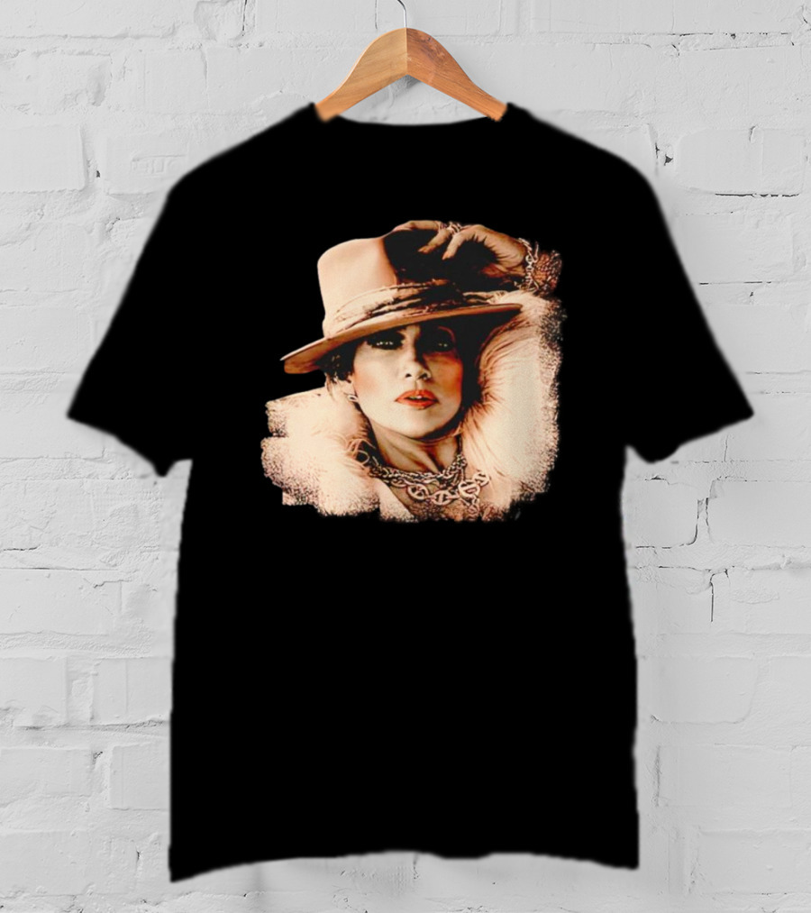 Jennifer Lopez Fur Coat And Hat Style Now T-Shirt