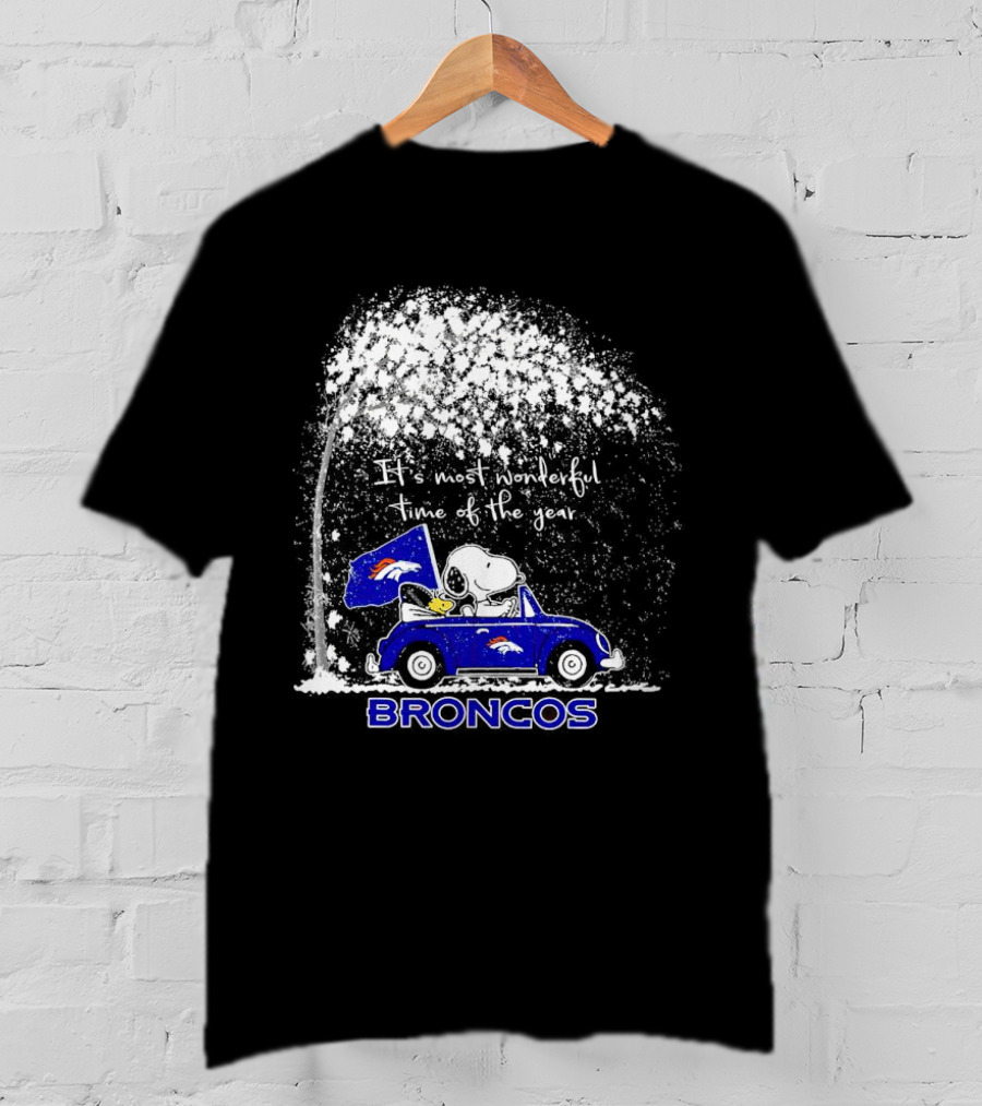Snoopy And Woodstock Broncos It’s Most Wonderful Time Of The Year Winter Scene T-Shirt