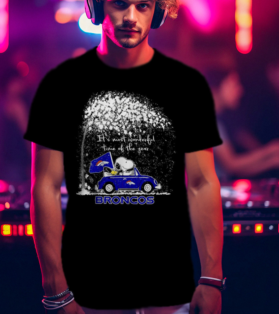 Snoopy And Woodstock Broncos It’s Most Wonderful Time Of The Year Winter Scene T-Shirt