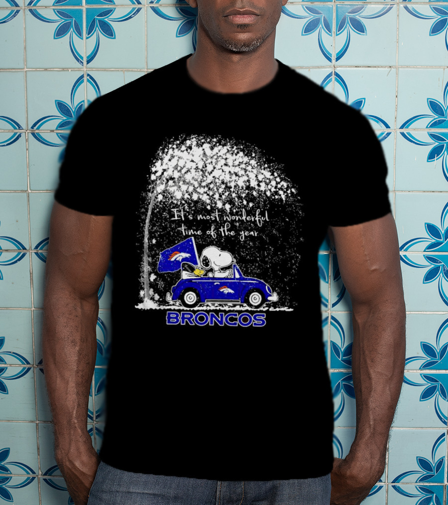 Snoopy And Woodstock Broncos It’s Most Wonderful Time Of The Year Winter Scene T-Shirt