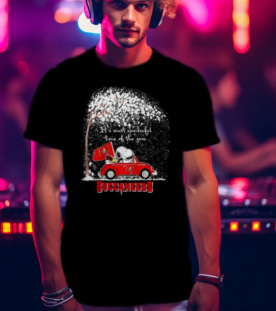 Snoopy And Woodstock Buccaneers It's Most Wonderful Time Of The Year Winter Scene T-Shirt