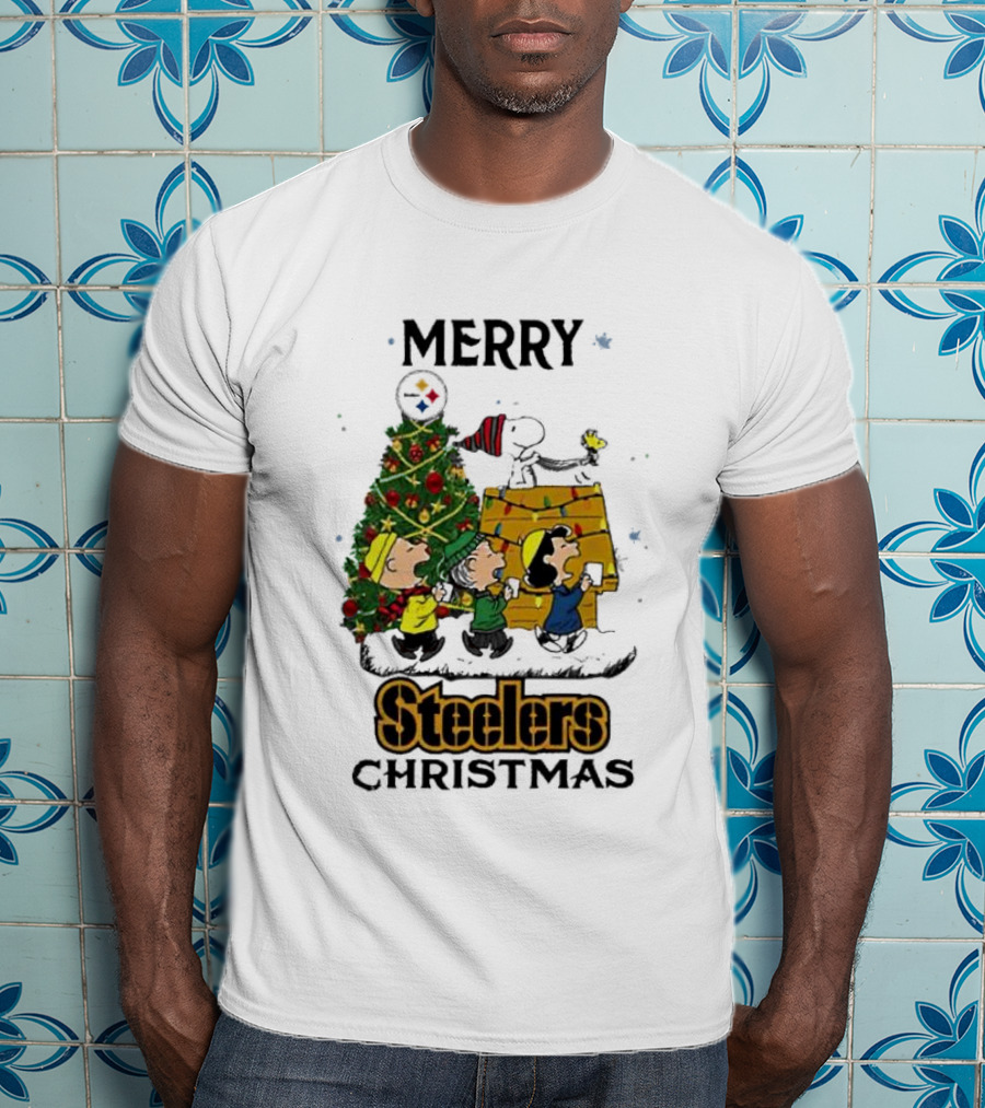 Merry Christmas Pittsburgh Steelers Peanuts Characters T-Shirt