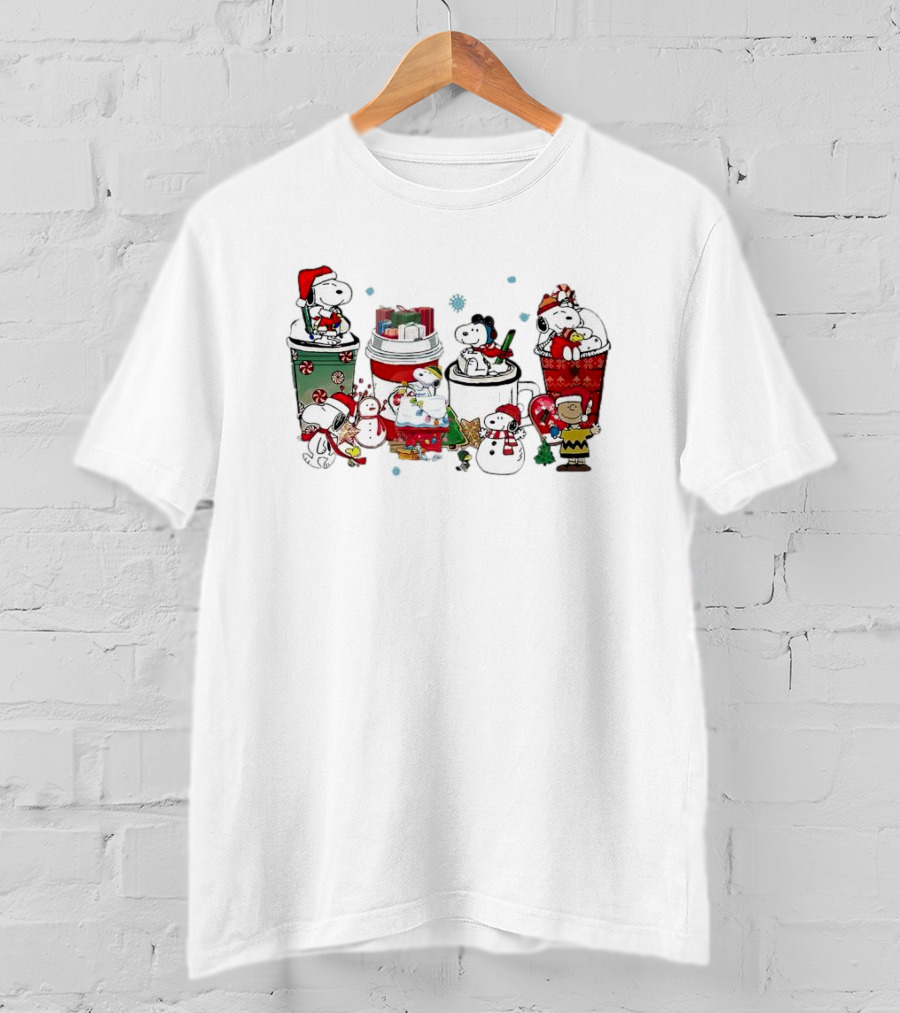 Snoopy And Friends Christmas Coffee Cups Scene Peanuts Holiday T-Shirt