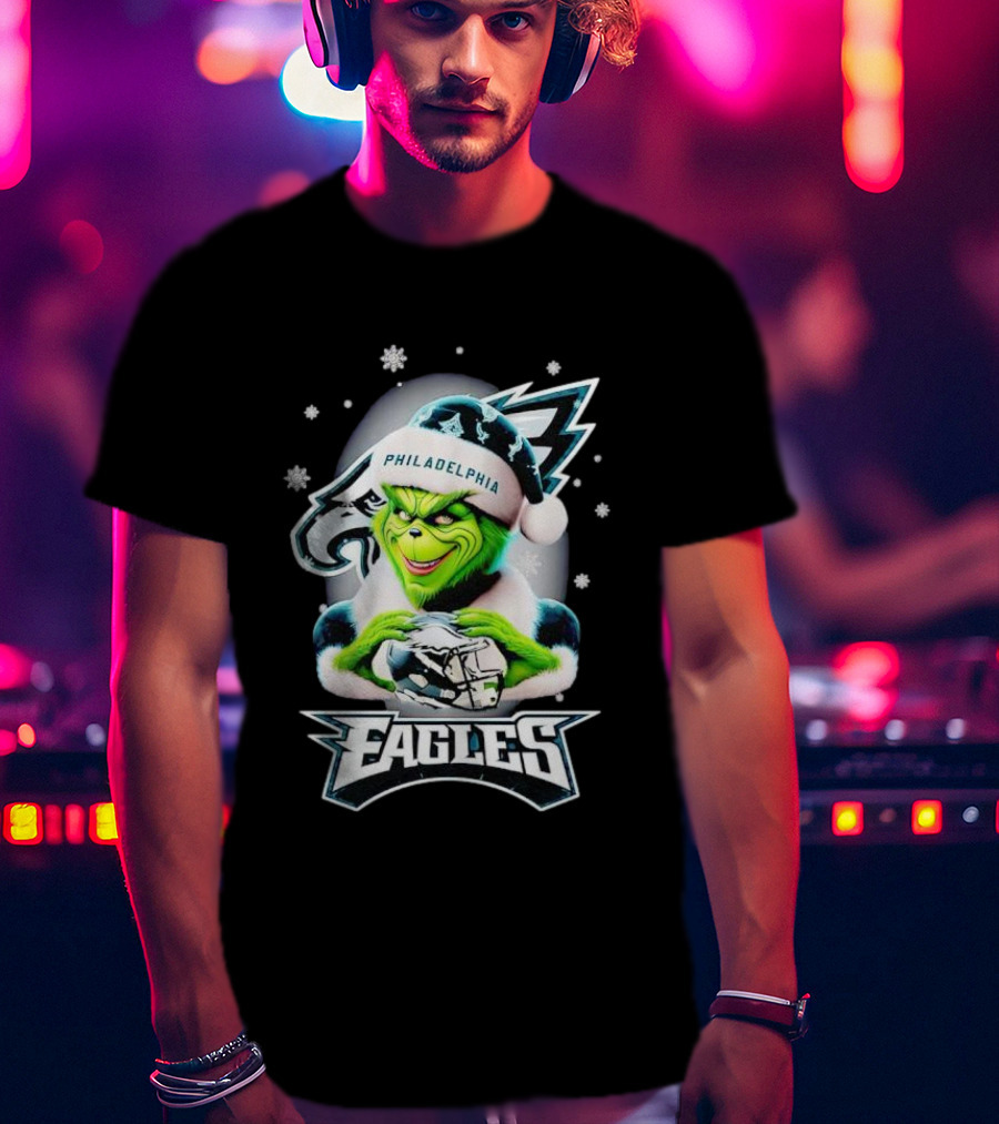 Philadelphia Eagles Grinch Christmas Snowflakes T-Shirt