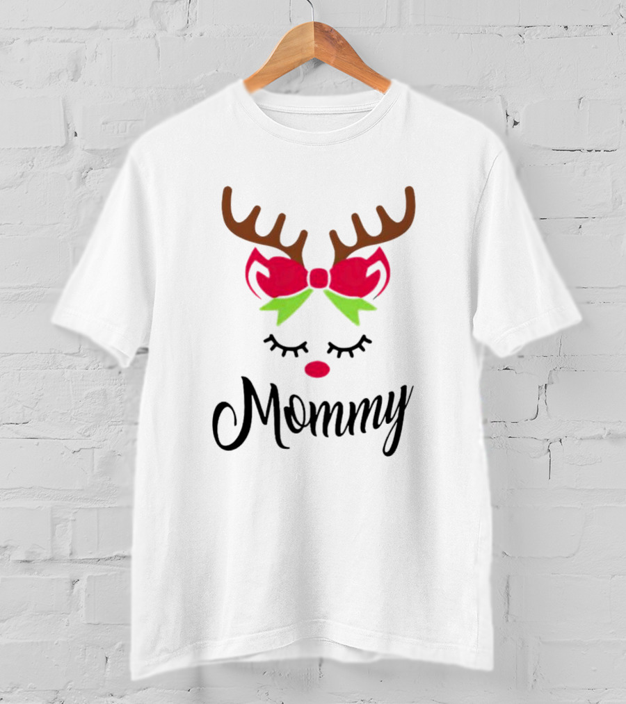 Mommy Reindeer Antlers Christmas Bow T-Shirt