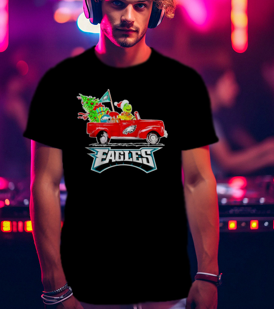 Grinch Dog Driving Red Truck Philadelphia Eagles Christmas Tree T-Shirt