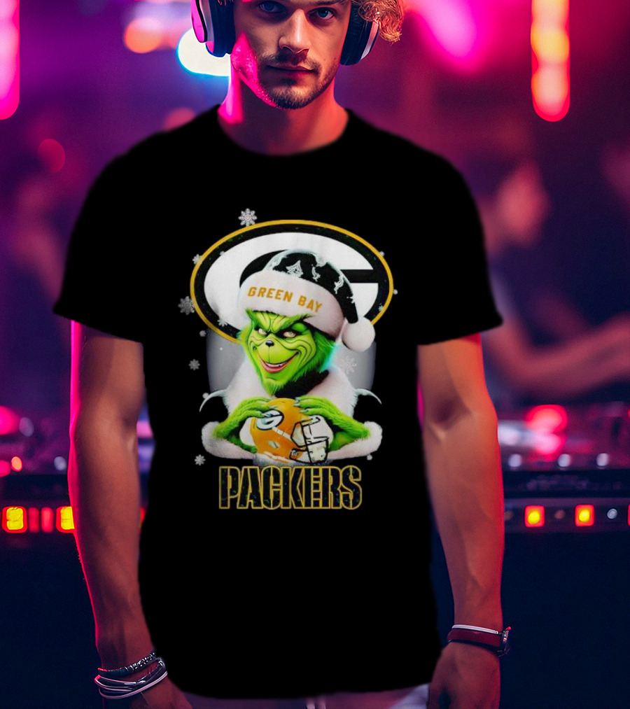 Green Bay Packers Grinch Christmas Fan Art Snowflakes Helmet T-Shirt