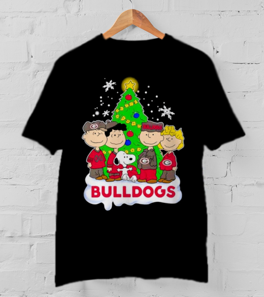 Peanuts Characters Georgia Bulldogs Christmas Tree Bulldogs T-Shirt