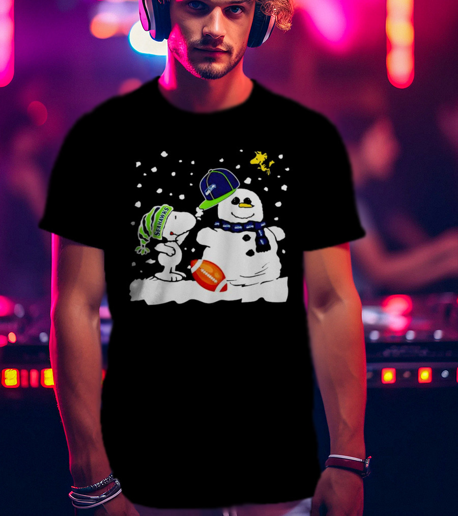 Seattle Seahawks Snoopy Snowman Hat Winter Football Scene T-Shirt